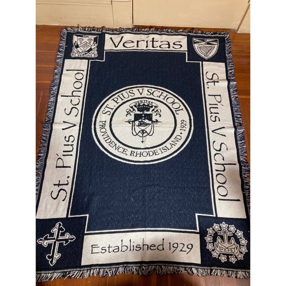 St. P'ius Veritas Catholic School Tapesty Fringe Blanket Providence Rhode Island - Picture 1 of 5